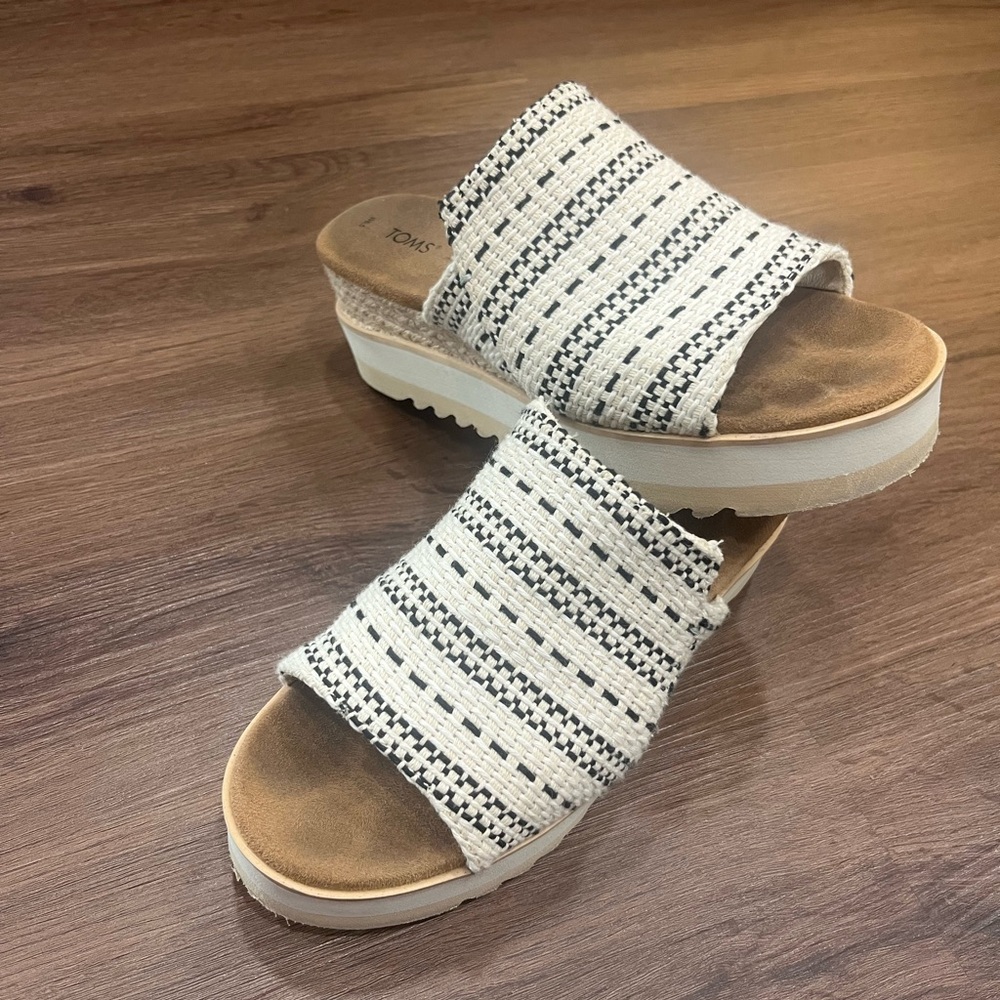 TOMS Diana Mule Platform Slide Sandal In Natural - Women’s 6.5